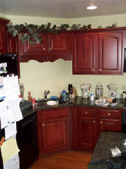 otherkitchen.jpg